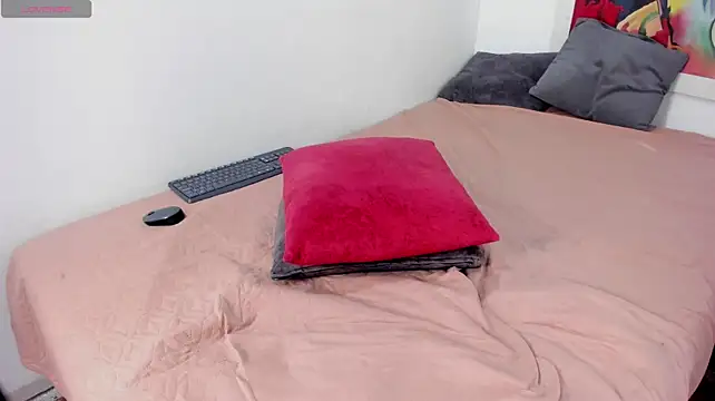 Victoriia_munoz - Spank my ass with a paddle