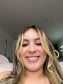 Cloee_Rainbow1 - Delicious blowjob + eye contact 🥵👅🍆