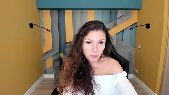 EllaLong - take off my bra