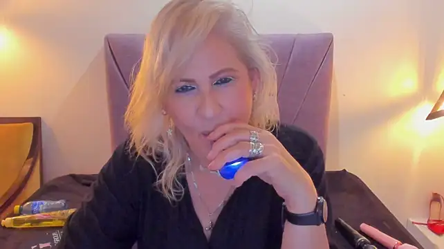 ScarletHoot_ - 🔥 SCARLETT, SEXY DANCE 🔥💋