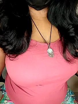 Mallu_karthika - Oil my boobies