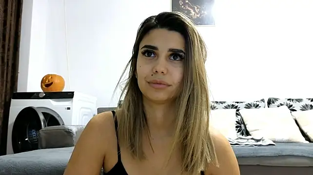 SianaLuxe - ✨Caress my body with your touch💋