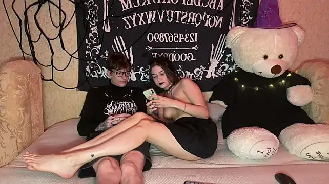Baby_lesi - spank ass x4
