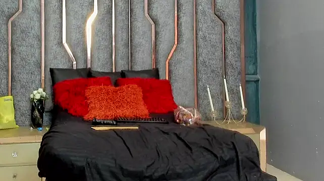 ValerieMendozaa - flash pussy