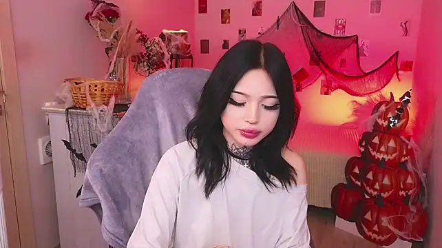 Emma_Kirks