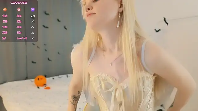Mood_berry_ - sit on the bed