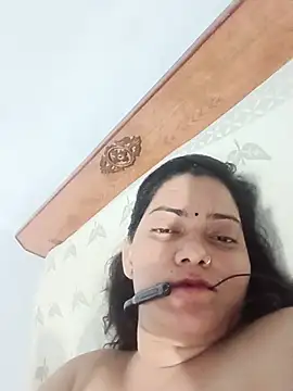 Anushka_Singh0
