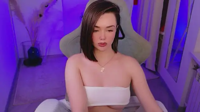 AvaFlower - Flash Big boobs🤍