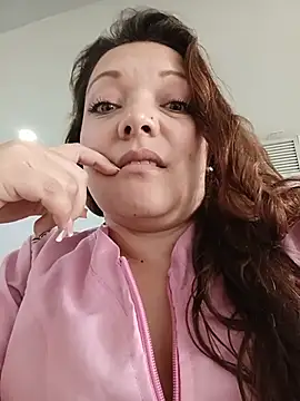 SAMANTHA--02 - SQUIRT IN FRONT OF MY COWORKER💧TICKET