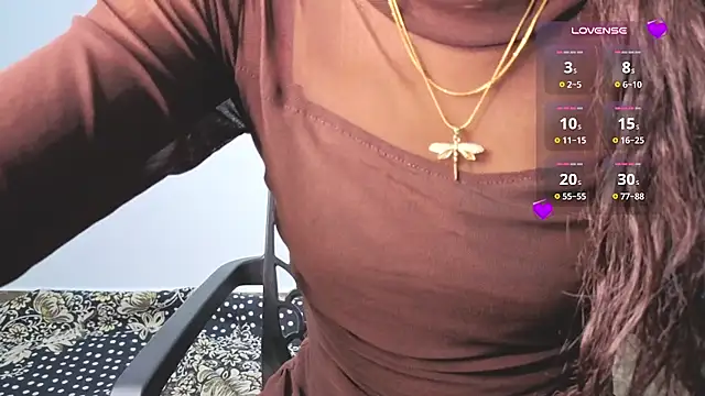 Mallu_Kalyani - Ass oil & spank x5