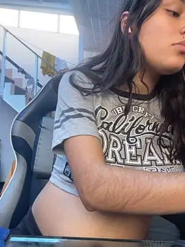 Hotwife26 - finger in pussy