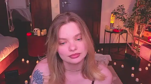 Hottie_Jane - rub clit