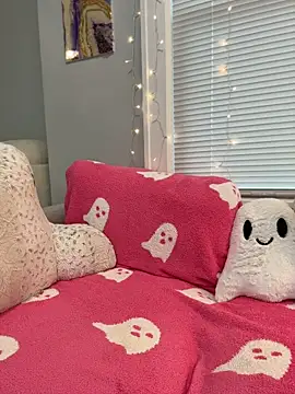 LoveShae_ - striptease until I’m naked😋