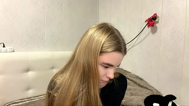 LiviaSmelser - Sexy air kisses only for you!