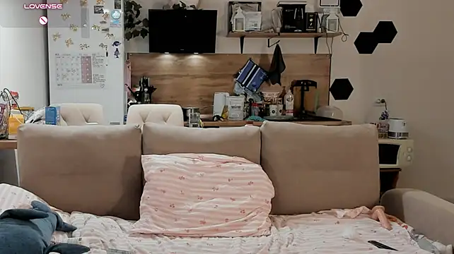 Hot__K - smear my body with lotion
