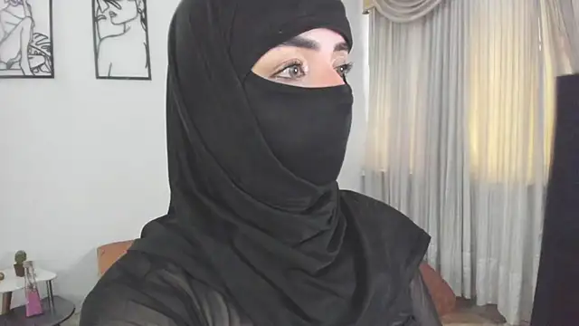 Uzra_hayed - dildo in pussy