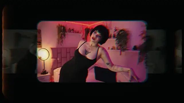 AlbaismynameX - Strip Tease 🔥