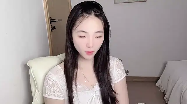 Louise-3 - 控制3分钟+小鲸鱼吸奶头3分钟