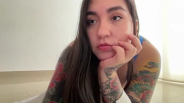 KathiaJenner - Finger my pussy 🤫💧