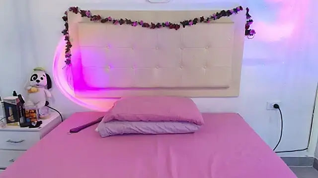 Mitchell_diaz - Plug in ass😈