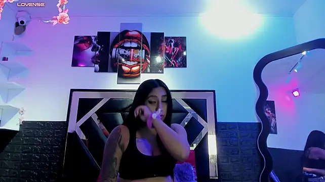 Zoe_Roxane