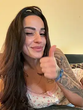 -Alisa - Tip 100 TK for a squirt in shower Clip💦