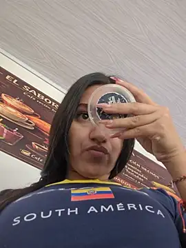 DulceCaroX - Suck tits in public