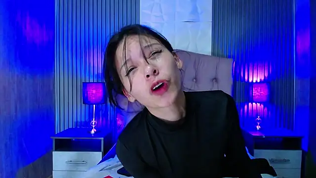Tatty_wilson - Flash boobs and ahegao face 🥵❤