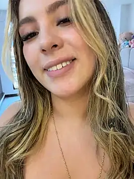 Cloee_Rainbow1 - Delicious blowjob + eye contact 🥵👅🍆
