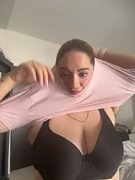 Paubunnie - Show wet pussy