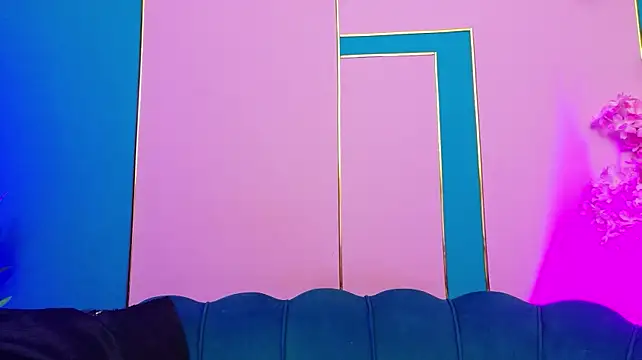 AriannaSins - 🎯Boobs bounce in your face