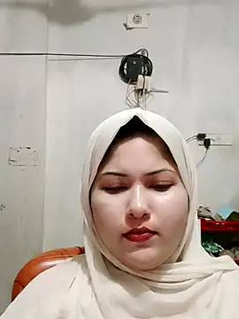 Nusrat-N - Full nude