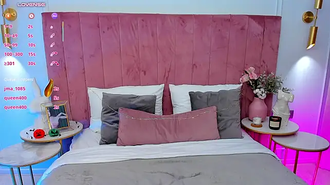 ElzaJons - Doggy without panties