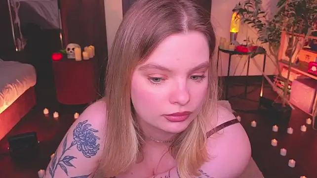 Hottie_Jane - rub clit
