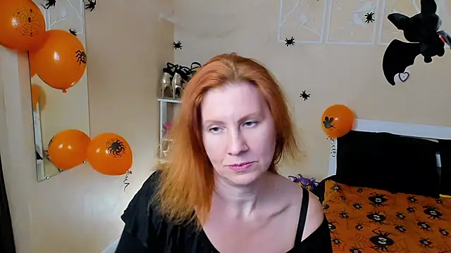FoxySophia - Show you my long legs 👻