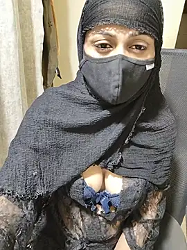 Hot_Saraa04 - Boobs show