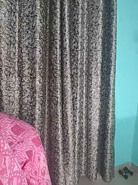 Virgin_Hotgirl1 - last tipper will see my virgin boobs