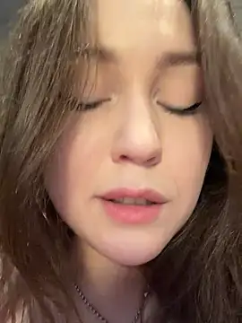 Peachy_Dream - rub tits under my top + pinch nipples