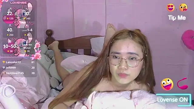 HornyAsian4uxx - 1FINGER PUSSY+OIL BOOBS