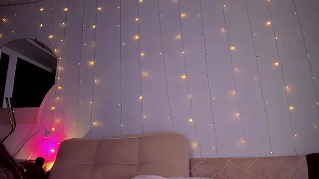 May_Flower - FINGER THAT PUSSY
