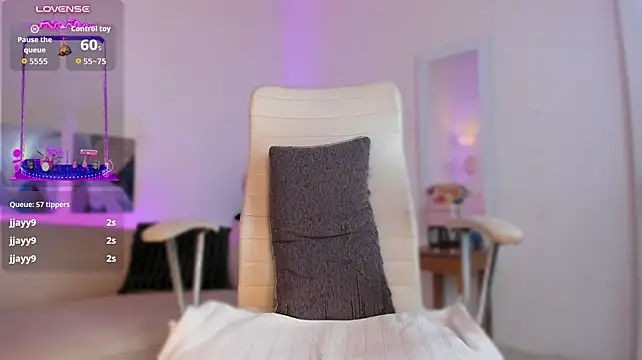 Nikkibaby_ - suck dildo