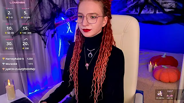 VioletShine - "Down" pose + slaps