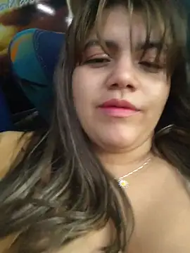 Ivy_enjoy - Touching my friend's tits in public