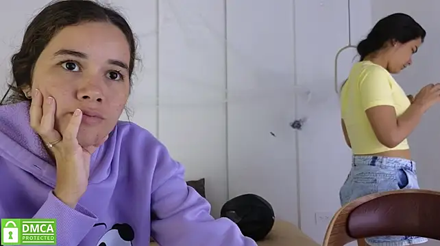 Sexychanell_18 - drink squirt