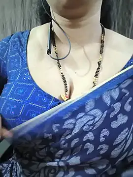 Bhuvana_555 - Boobs on honey