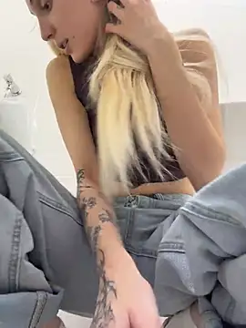 Pink_Kiss - Underboobs view+Ahegao👅👅