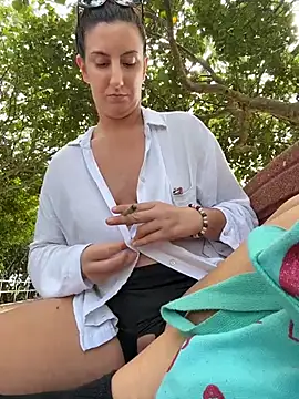Sweetsirenn - drive naked flash truck drivers x10