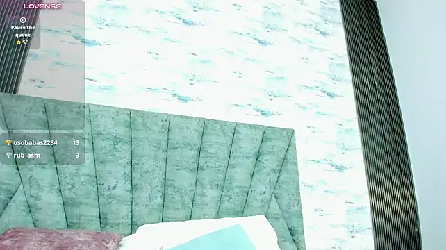 MadissonBlakeh - spanks tits x 4