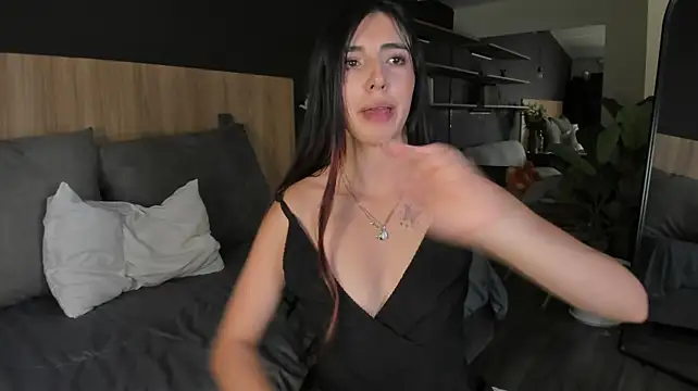 Crystal_arlette_ - show milk