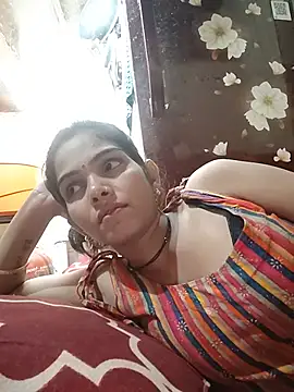 Kamini_hat